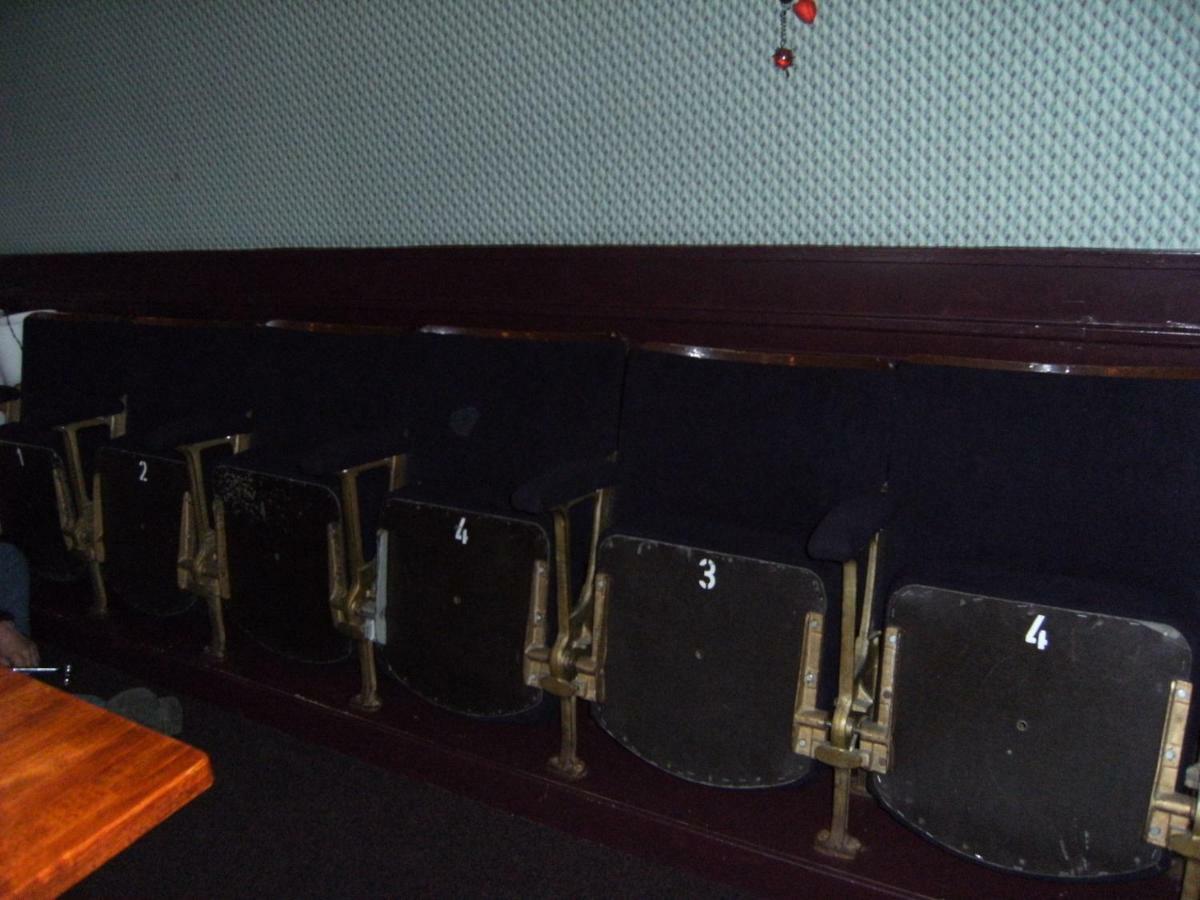 Hotel Grand Cafe Heere Van Heel Exterior foto